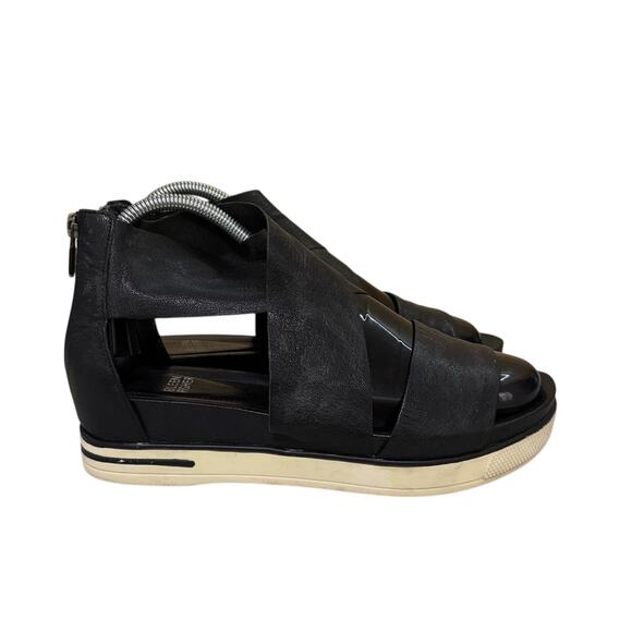 Eileen Fisher Sport Tumbled Black Leather Sneaker Sandal Zip Wedge Womens Size 8 - Picture 1 of 7